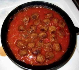 Salçalı Sulu Köfte Tarifi ve Malzemeleri